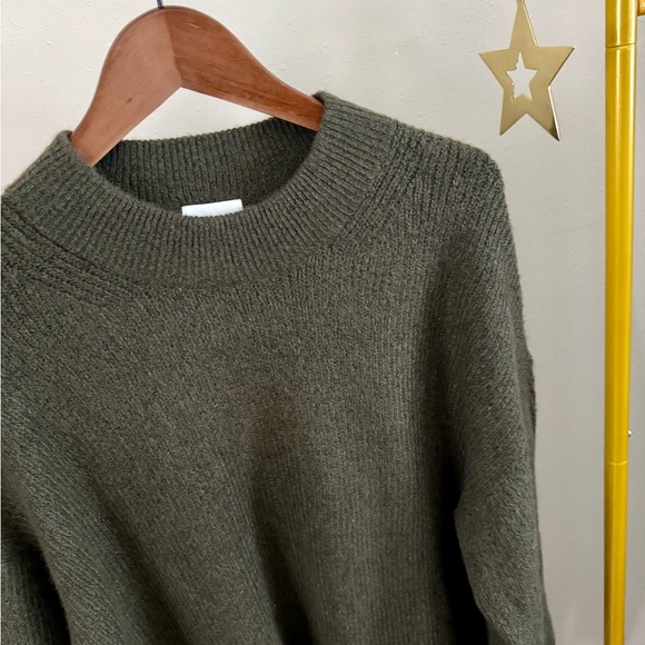 H&M Sweaters - H&M Sweater Dress M Khaki Green Oversized Crewneck Soft Knit NWT